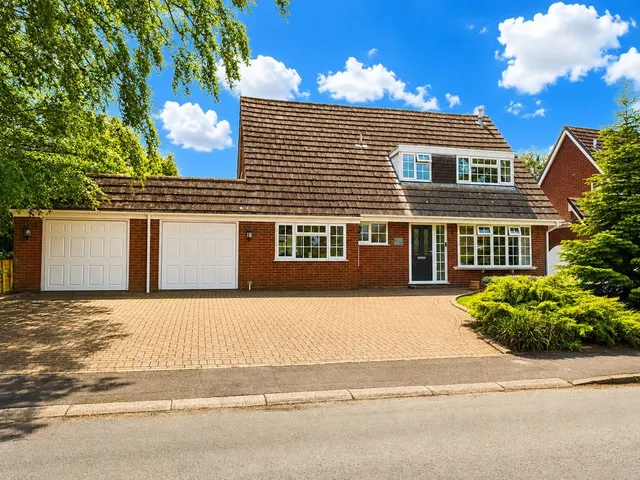 Hall Lane, Hammerwich, WS7, photo 1