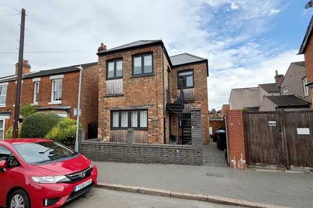 Linden Tree House, Lodge Road, Rugby, CV21 2TF, photo 1