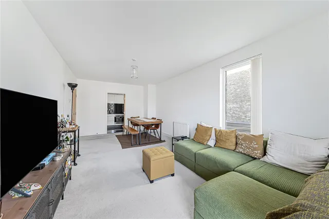 Chronicle Avenue, Colindale, NW9, photo 3
