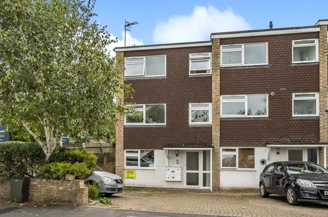Portland Terrace, Guildford, GU1, photo 2