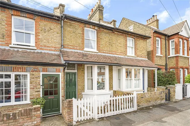Sunnyside Road, Teddington, TW11, photo 1