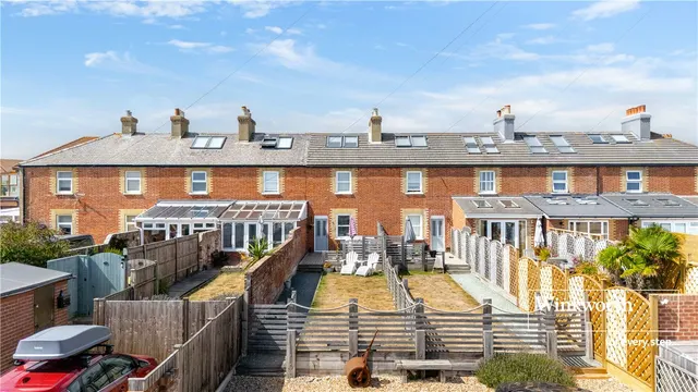 Ferry Road, Bournemouth, BH6, photo 1