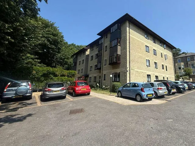 Photo 2 — Gardens Road, Alexandra Court Gardens Road, BS21
