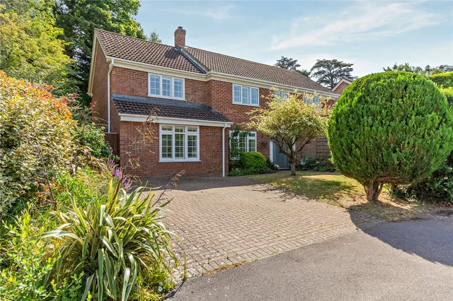 Normay Rise, Newbury, RG14, photo 1
