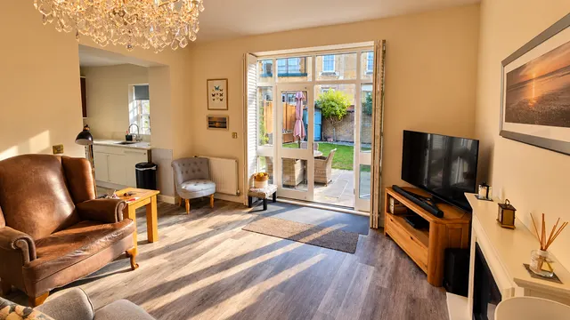 Chapel Drive, Dartford, DA2, photo 1