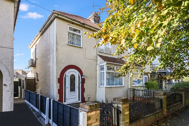 Jameson Road, Clacton-On-Sea, CO15, photo 1