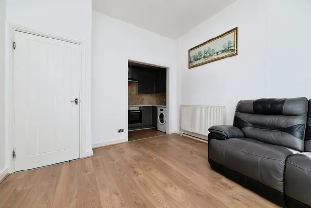 Coltman Street, Hull, HU3, photo 1