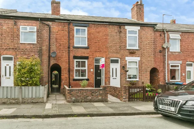 Moreton Street, Northwich, CW8, photo 1
