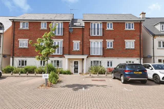 Picket Twenty Way, Andover, SP11, photo 1