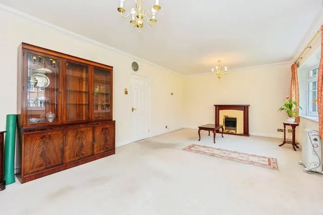 Photo 3 — Dorchester Court, Brooklands Road, Sale, Greater Manchester, M33