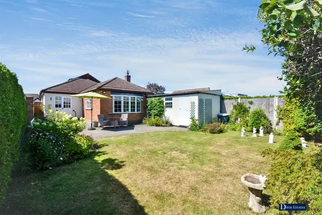 Beverley Gardens, Hornchurch, photo 1