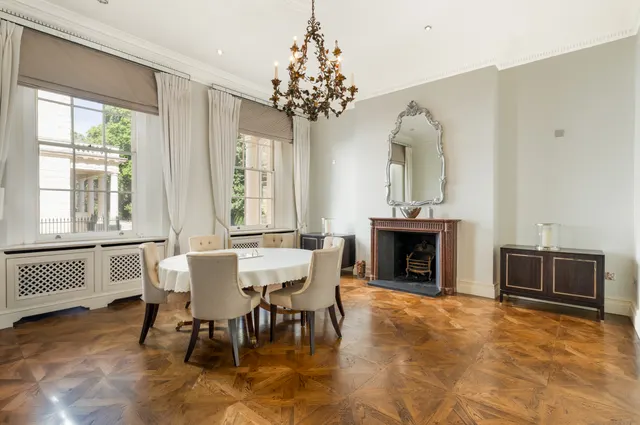 Photo 2 — Eaton Square, Belgravia, London