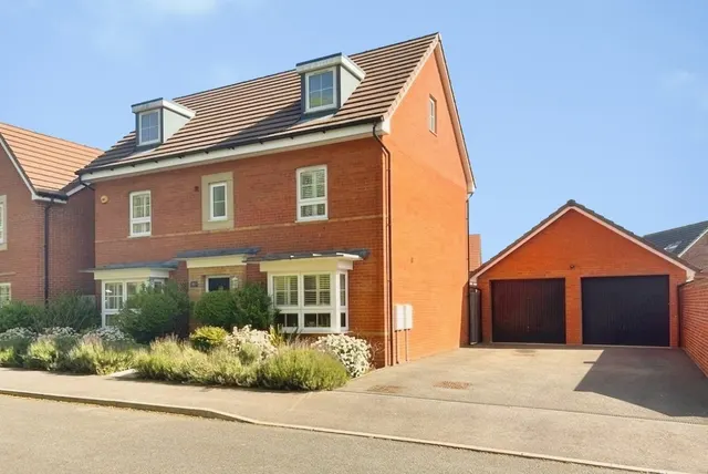 Viney Close, Hook, Hampshire, RG27 9GD, photo 1