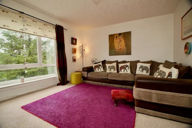 Photo 2 — Marmion Place, Cumbernauld, G67 4AP