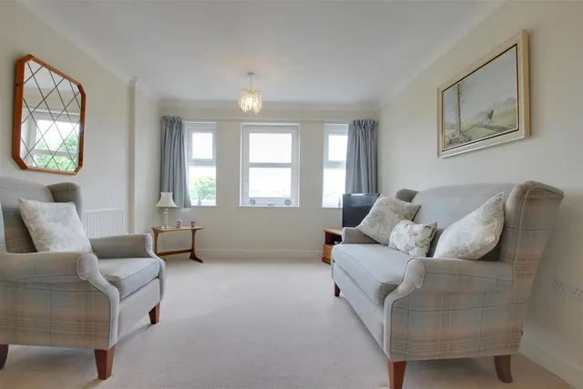 St. Botolphs Road, Worthing, photo 1