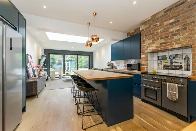 Atbara Road, Teddington, TW11, photo 3