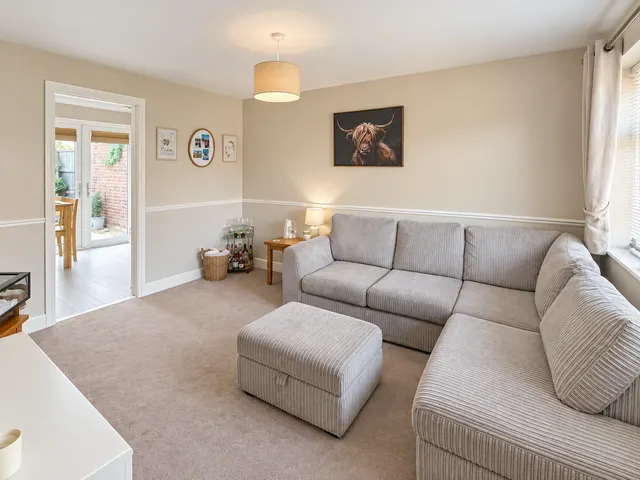 Almond Close, Tiptree, photo 2