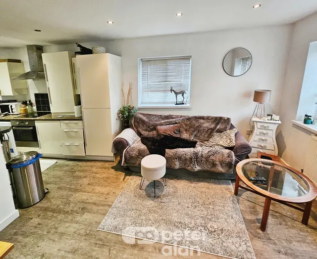 Mary Street, Porthcawl, CF36, photo 2