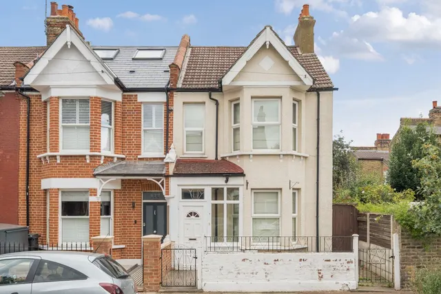 Clonmore Street, Southfields, London, SW18, photo 1