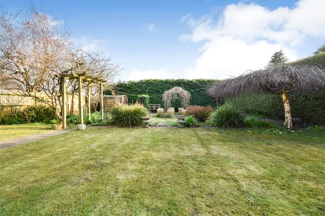 Photo 3 — Park Road, Aldershot, Hampshire, GU11 3PX