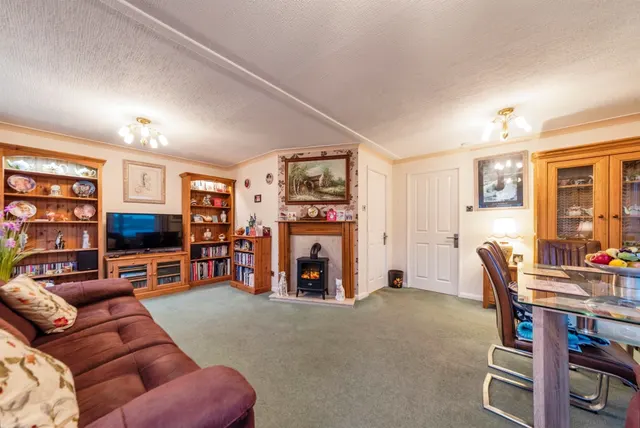 Photo 2 — Allington Gardens, Allington, Grantham