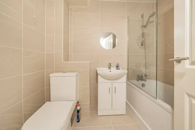 Bawtree Road, Uxbridge, UB8, photo 3