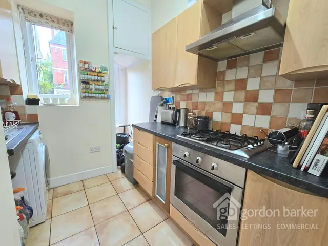 Photo 3 — Norwich Mansions, Bournemouth, Norwich Avenue West, BH2 6AL