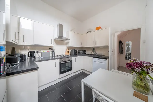 Photo 2 — South View Road, Crouch End, London, N8