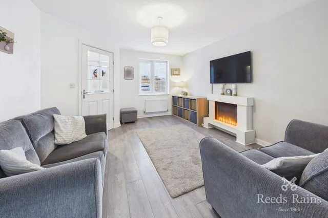 Chambers Close, Castleford, WF10, photo 2