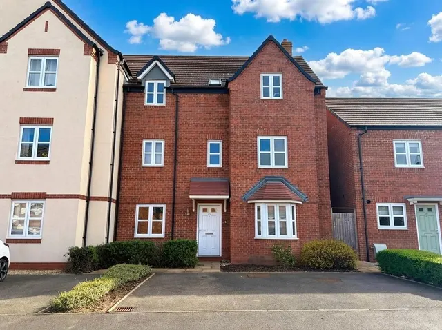 Chatham Road, Meon Vale, CV37, photo 1