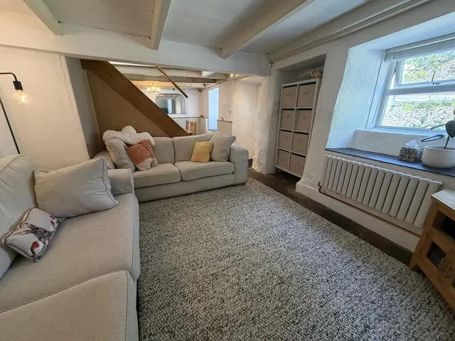 Redruth, TR15, photo 1
