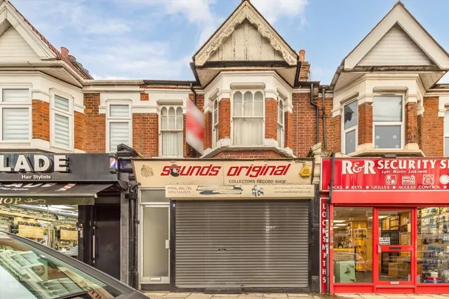 property, South Ealing Road, W5