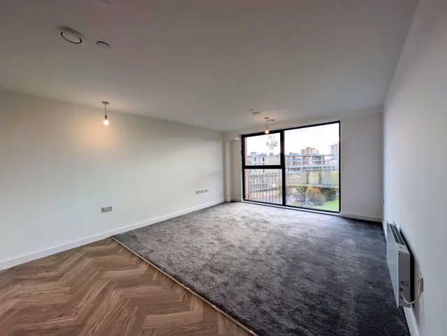 Willow Court, Salford, M6, photo 2