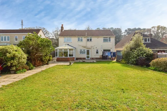 Queens Park Avenue, Bournemouth, BH8, photo 2