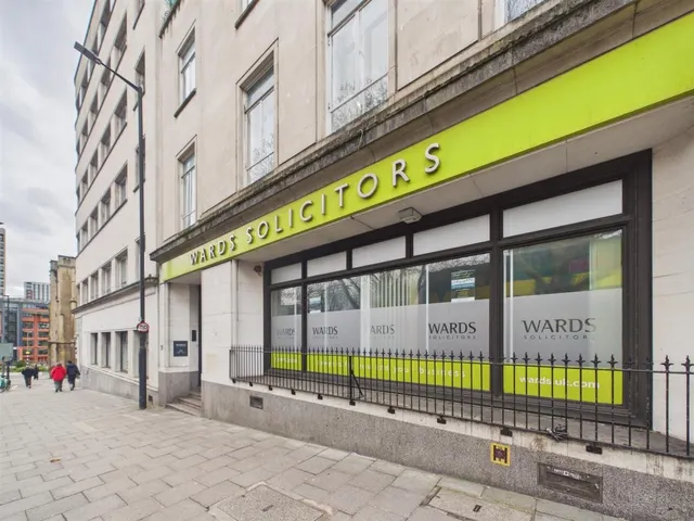 High St, Bristol, BS1 2AW, photo 1