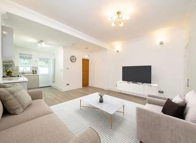 Fountain Road, Tooting, SW17, photo 1