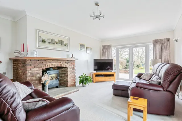 Upwood Road, Huntingdon, PE26, photo 2