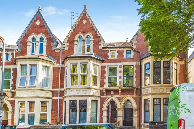 Connaught Road, Roath, Cardiff, photo 1