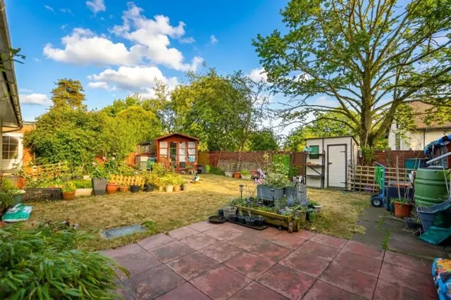 Meadway, Gosfield, CO9, photo 3