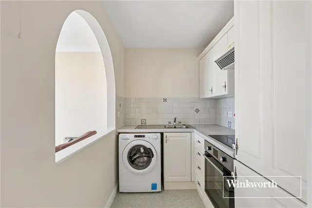 Photo 3 — Dorset Mews, Finchley, London, N3