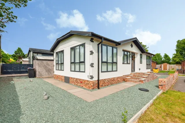 Chester Road, Frodsham, photo 1