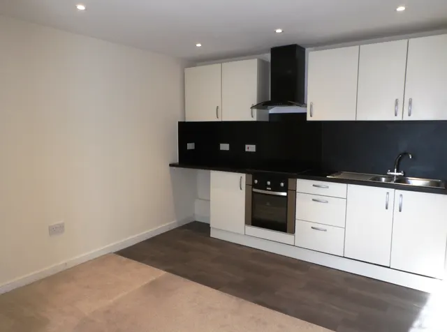 Upper Stone Street, Maidstone, photo 1
