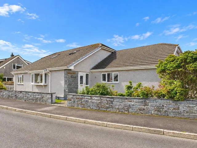 Belmont Close, Delabole, PL33, photo 1
