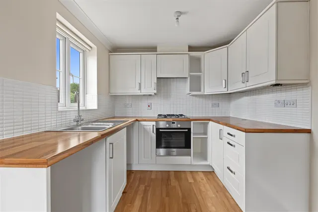 Morley Drive, Ely, CB6, photo 2
