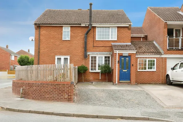 Main Street, North Leverton, Retford, photo 1