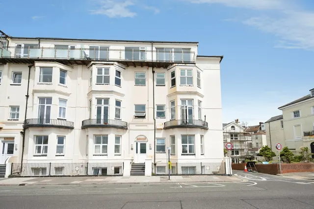 South Parade, Southsea, PO4, photo 1