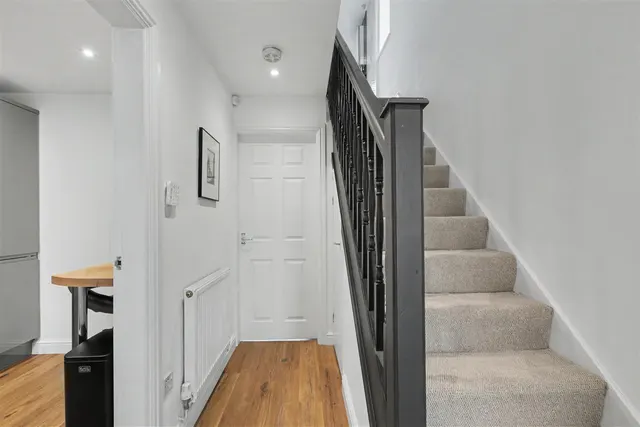 Fulwood Drive, Long Eaton, NG10, photo 3