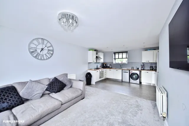 Clifford Way, Maidstone, ME16, photo 2