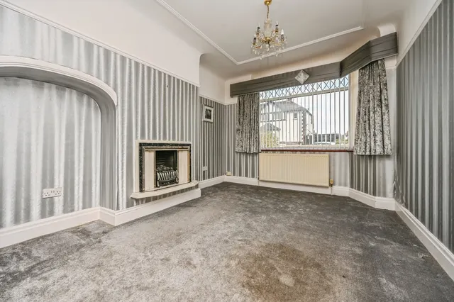 South Mossley Hill Road, Liverpool, L19, photo 3