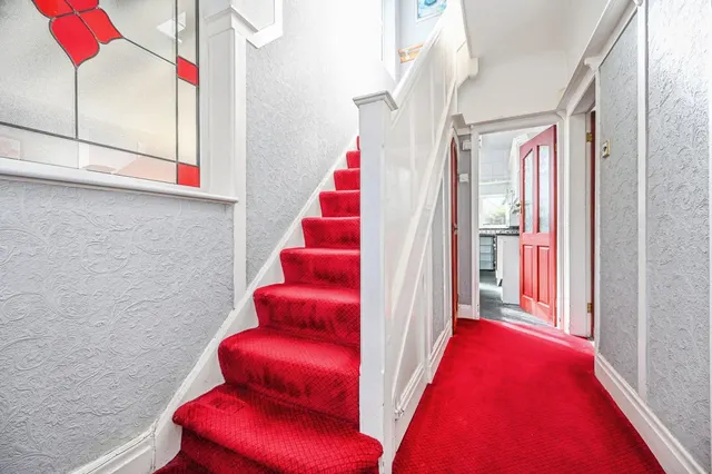 South Mossley Hill Road, Liverpool, L19, photo 2